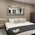 Aparta Estudio En El Edificio Bahia 79 Apartasuites