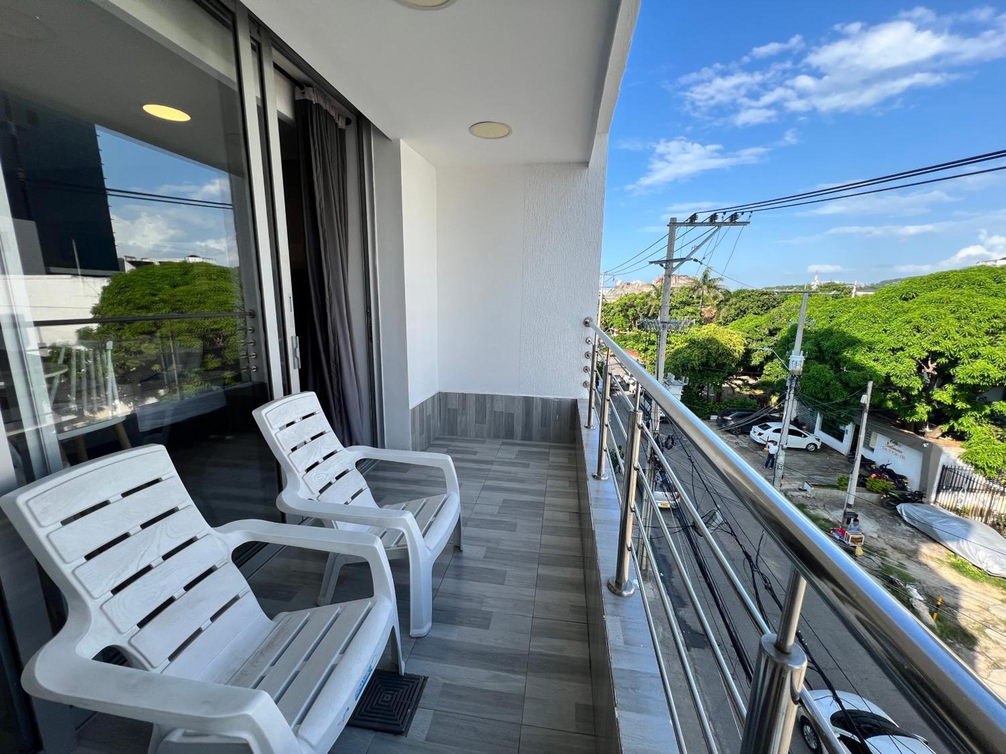 Aparta Estudio En El Edificio Bahia 79 Apartasuites * Cartagena