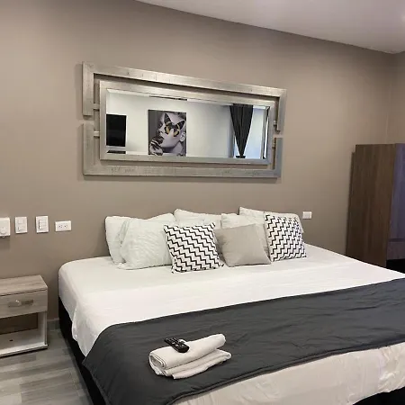 Aparta Estudio En El Edificio Bahia 79 Apartasuites * Cartagena