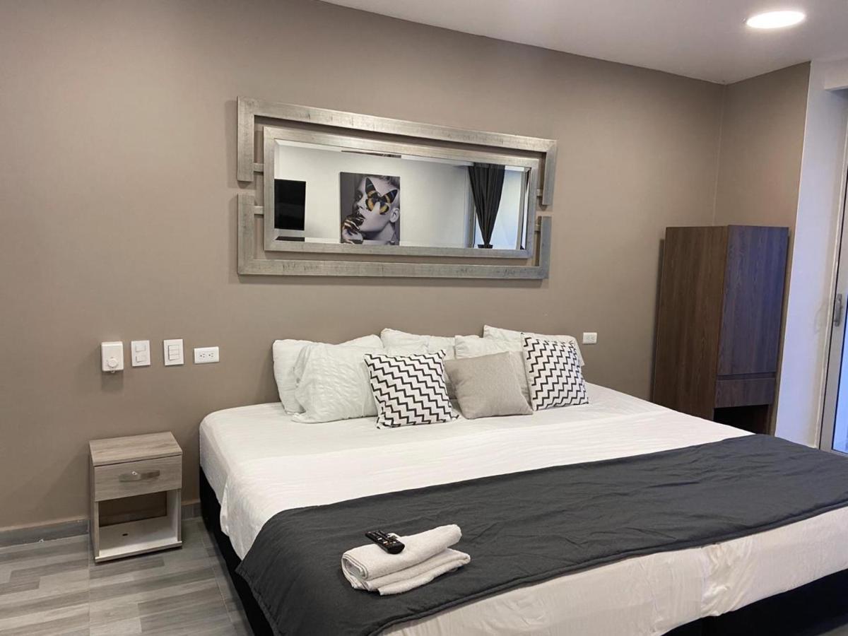Aparta Estudio En El Edificio Bahia 79 Apartasuites * Cartagena